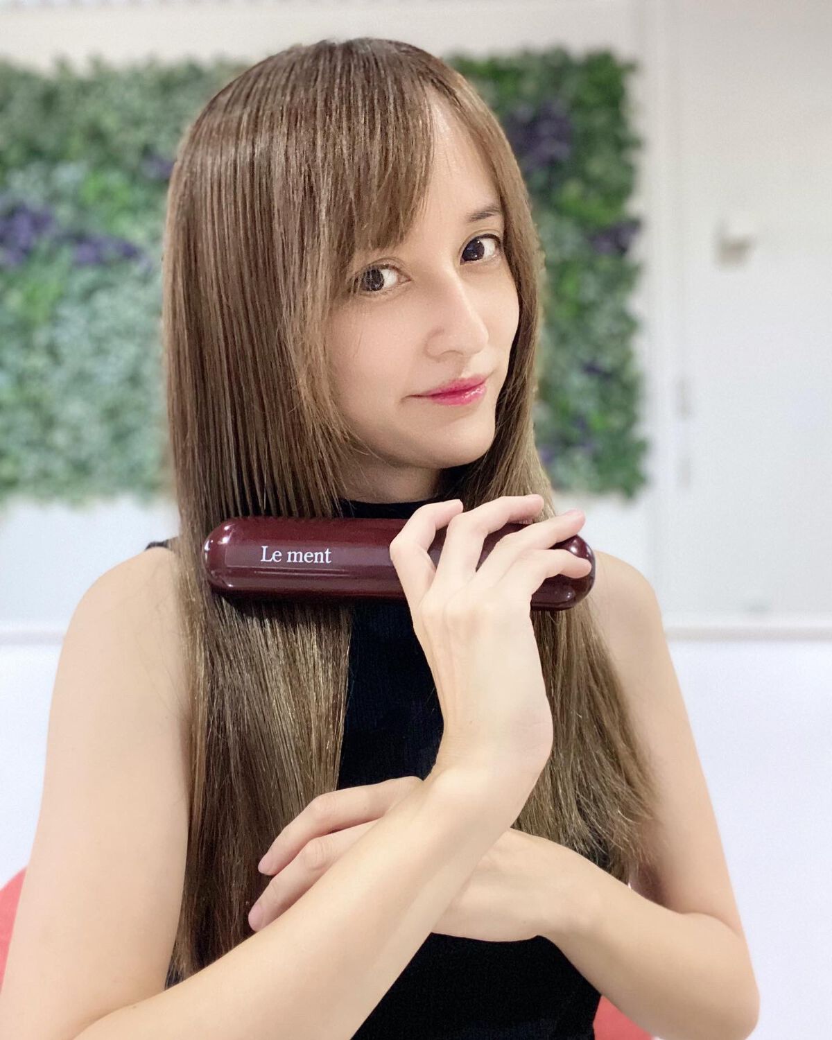 試してみた】コードレスストレートヒートブラシ/Le ment | LIPS