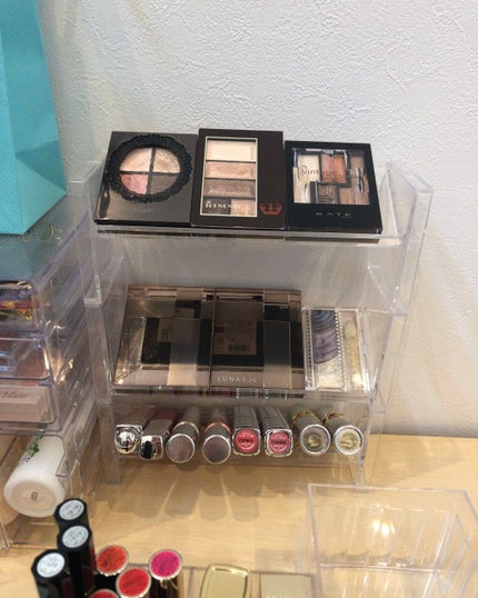 りさ on LIPS 「#改#コスメ収納収納またまた変えてみました!組み方を変えて設置..」(1枚目)