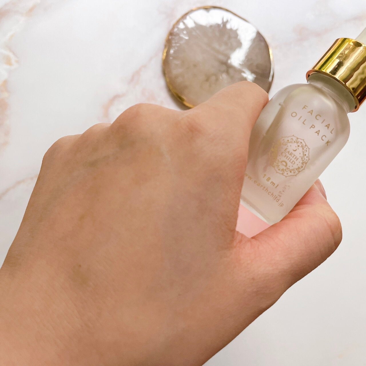フェイシャル オイル パック/EARTHCHILD/フェイスオイルを使ったクチコミ(5枚目)