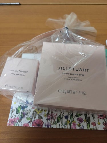 ジルスチュアート ブルームクチュール アイズ/JILL STUART/アイシャドウパレットを使ったクチコミ（1枚目）