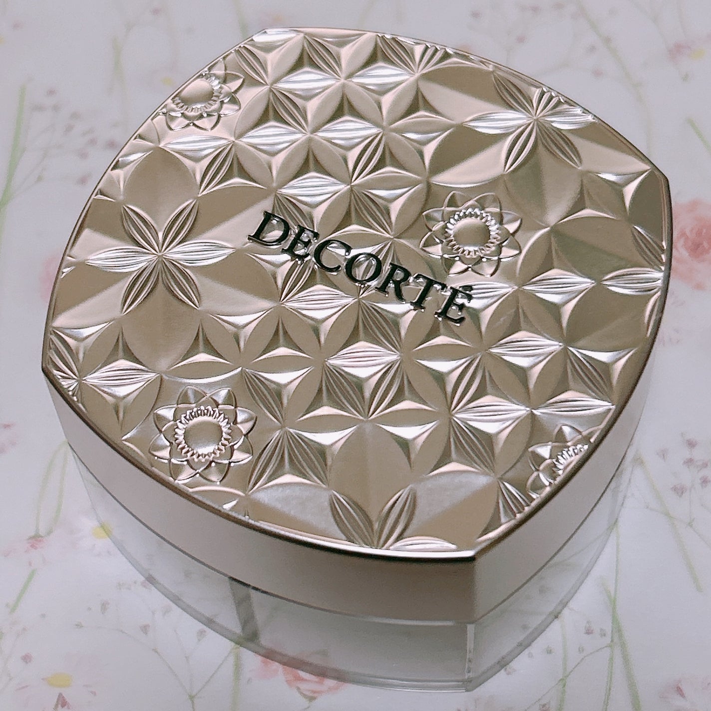 ルース パウダー/DECORTÉ/ルースパウダーを使ったクチコミ(2枚目)