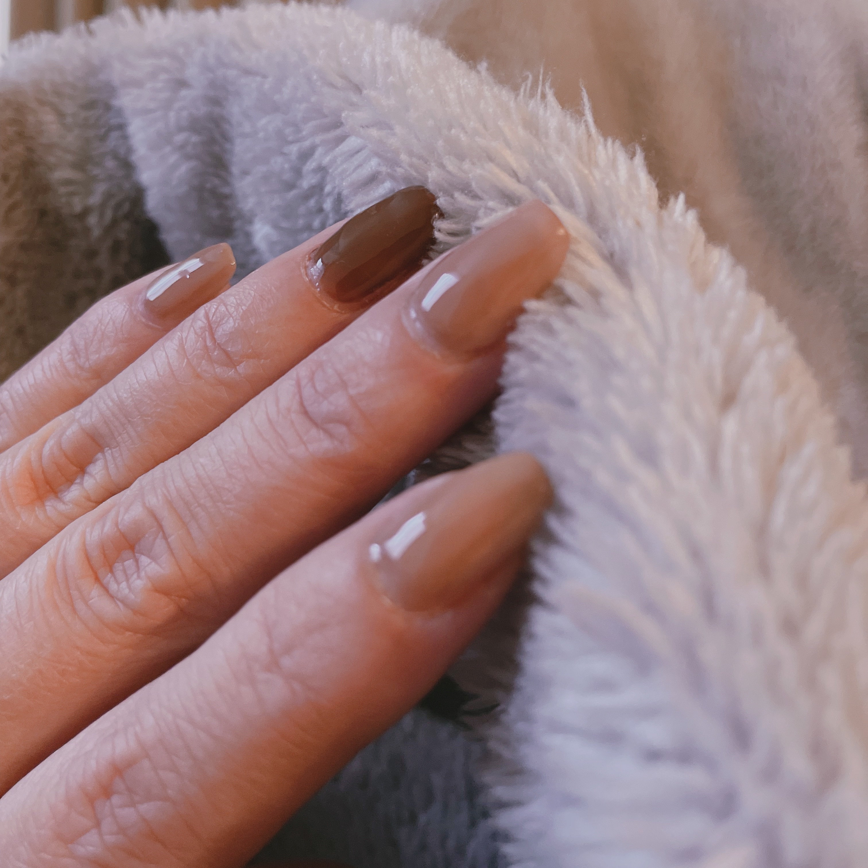 クレヨンタッチミープラス カラージェル ライトベージュ/crayontouch-me/ジェルネイルを使ったクチコミ（3枚目）