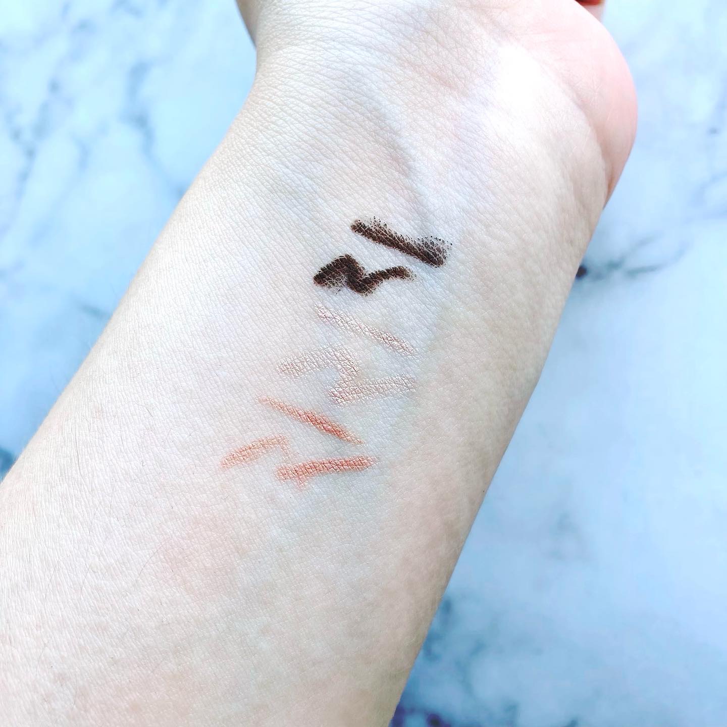 ダブルラスティングジェルライナー/keybo/ジェルアイライナーを使ったクチコミ（3枚目）