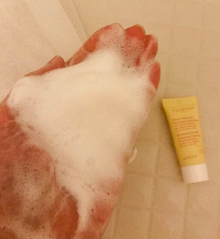 ジェントル フォーミング クレンザー ドライ/センシティヴ/CLARINS/洗顔フォームを使ったクチコミ(4枚目)