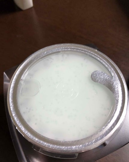 CHANEL イドゥラ ビューティ マイクロ クリームのクチコミ「諭吉×英世を出して買える
シャネルの保湿クリーム。
もう
「シャネルのスキンケア欲しい」と
.....」(2枚目)