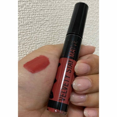 リンメル／ベルベティ ステイ マット 003



リンメルのマットリップ💄


使いやすいレッドブラウン💓


これも今からのスタメン🥴