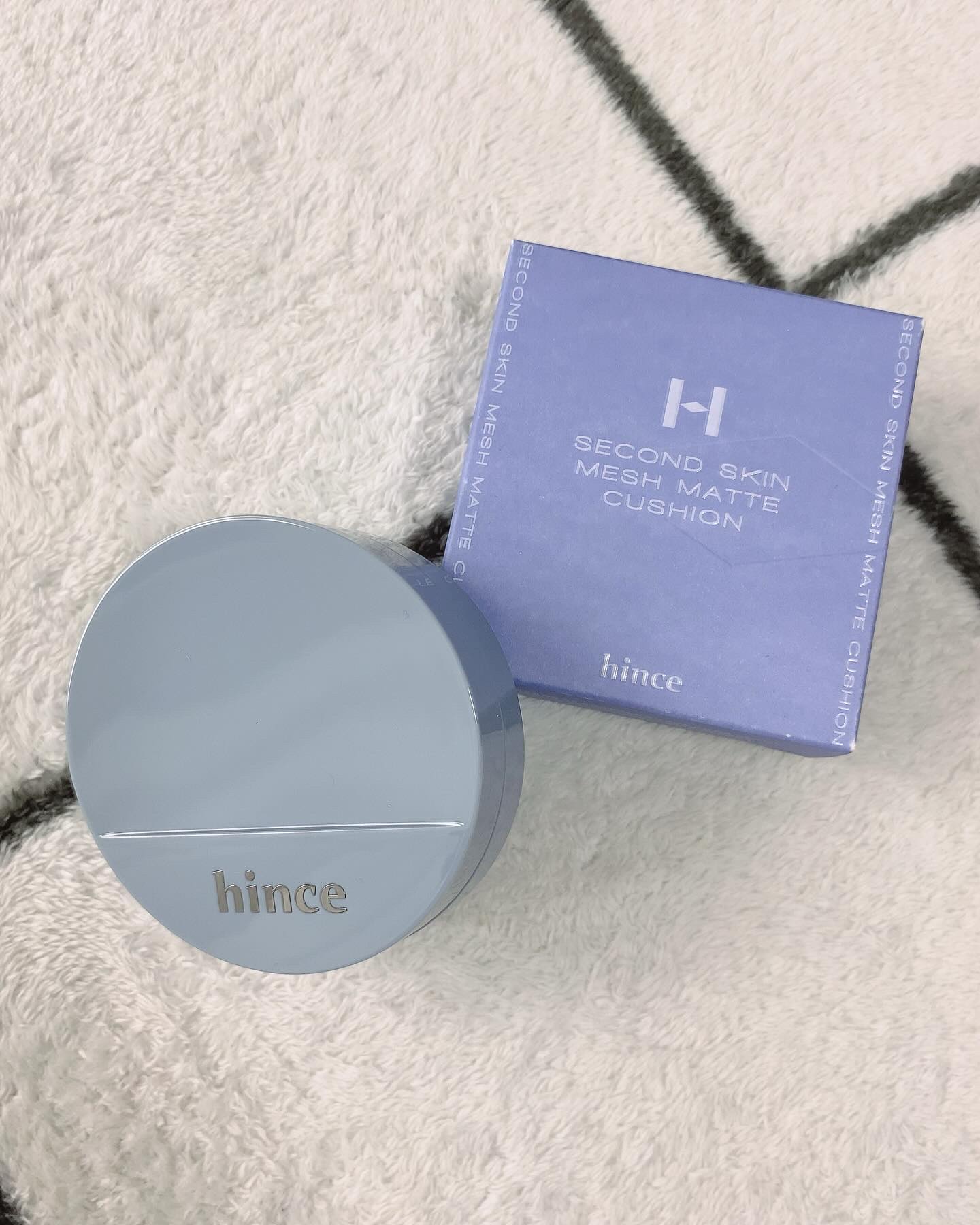 セカンドスキンメッシュマットクッション 17 ポーセリン/hince/クッションファンデーションを使ったクチコミ（1枚目）