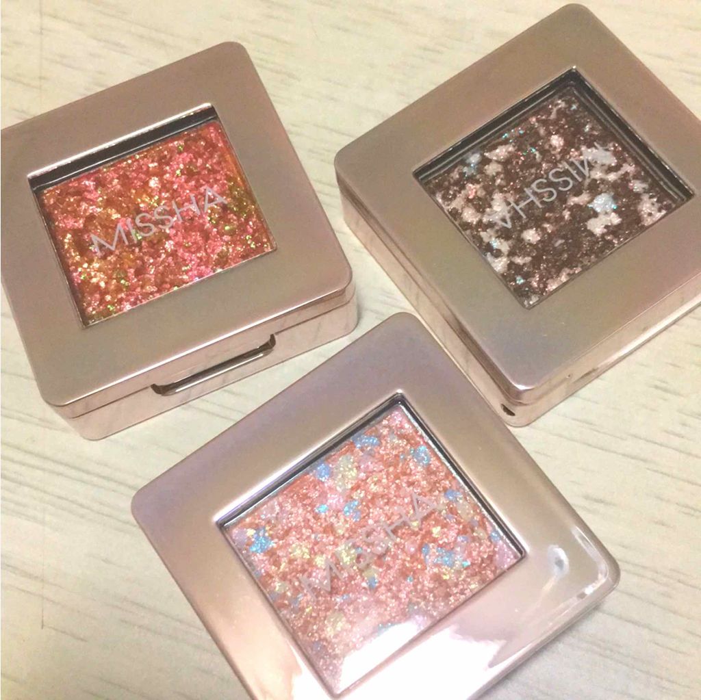グリッタープリズム シャドウ/MISSHA/グリッターを使ったクチコミ(1枚目)