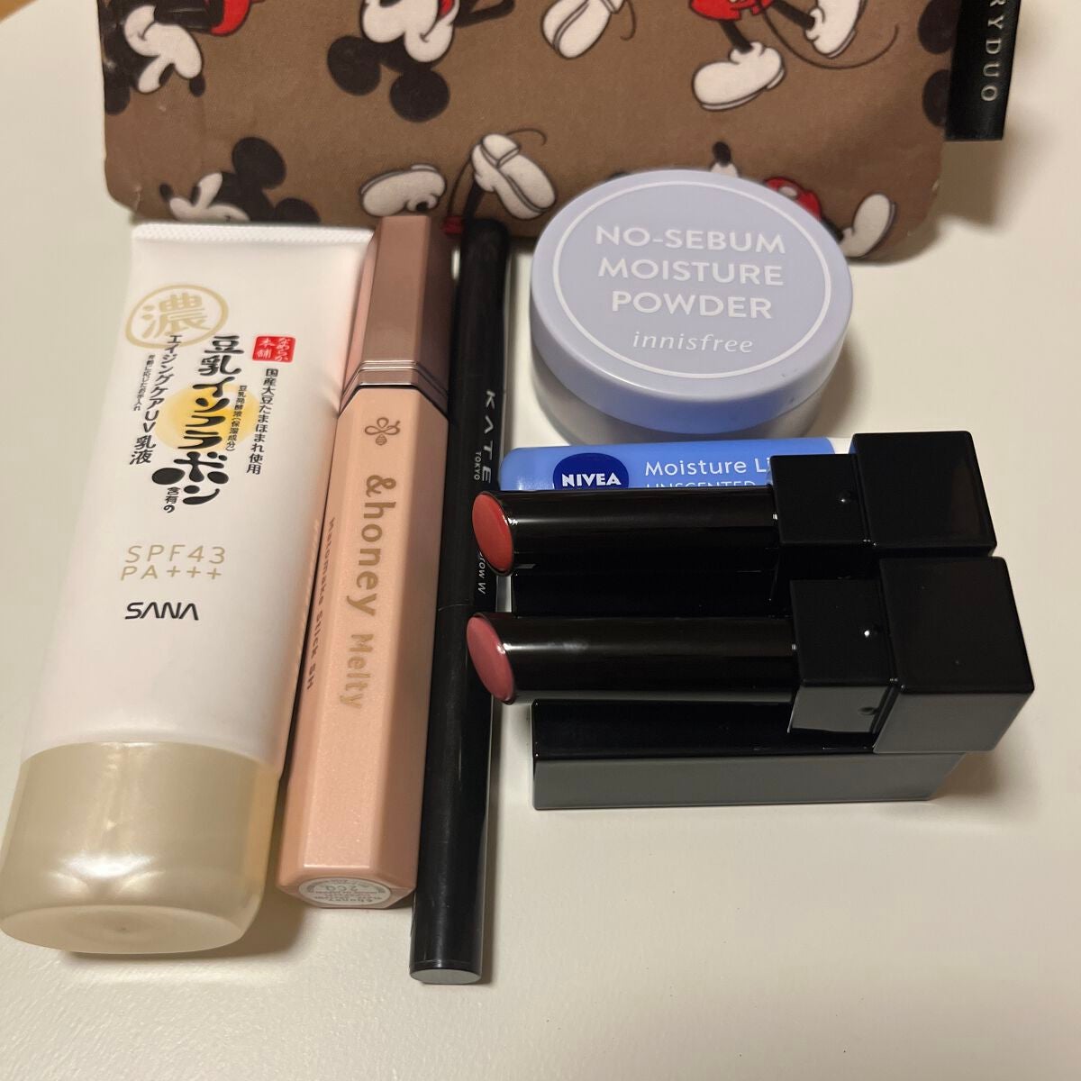 モイスチャーリップ 無香料/ニベア/リップクリームを使ったクチコミ(1枚目)