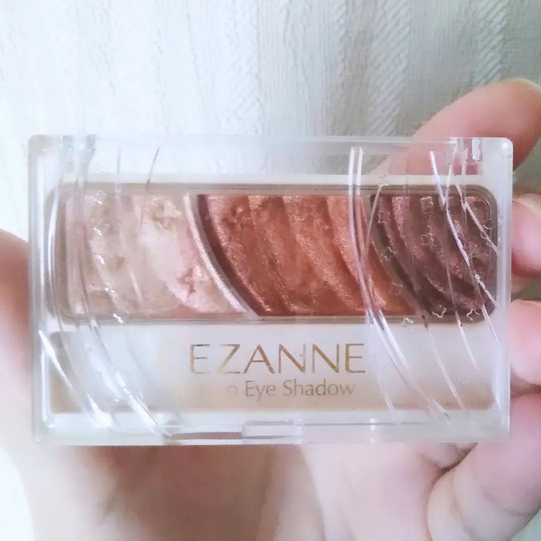 トーンアップアイシャドウ/CEZANNE/アイシャドウパレットを使ったクチコミ(1枚目)