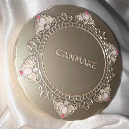 【旧品】マシュマロフィニッシュパウダー/キャンメイク/プレストパウダーを使ったクチコミ(1枚目)