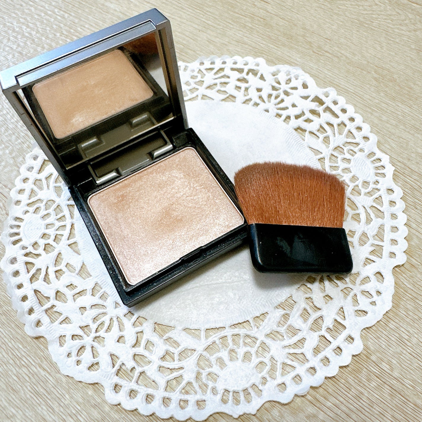 &be ルミナイジングパウダー/&be/パウダーハイライトを使ったクチコミ(4枚目)