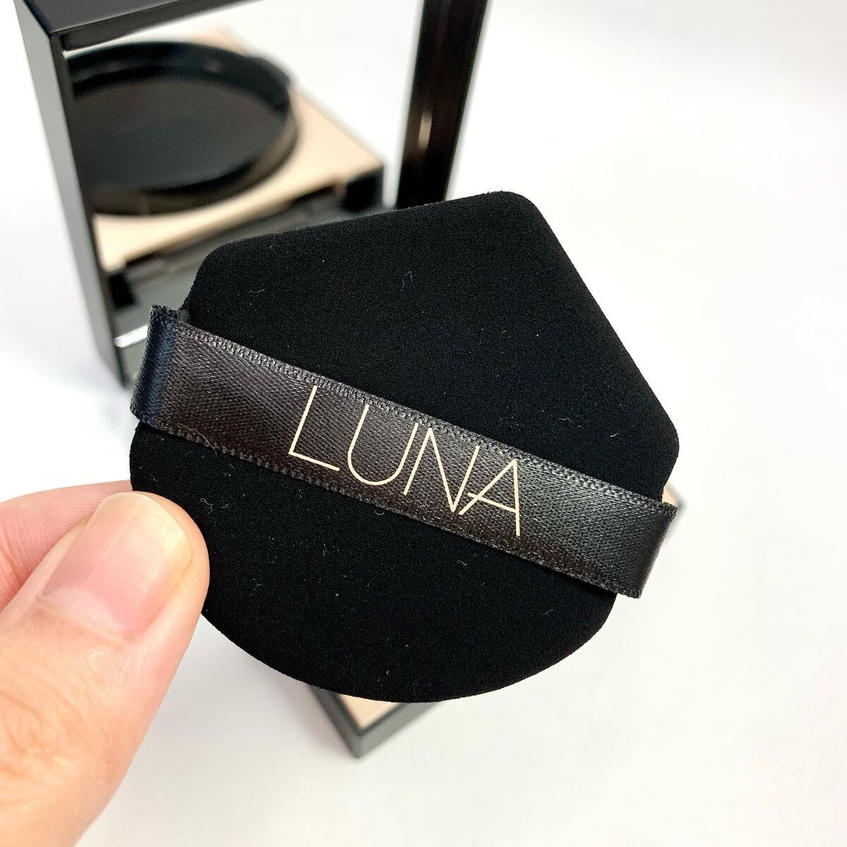 ロングラスティングコンシールフィクシングクッション /LUNA/クッションファンデーションを使ったクチコミ(5枚目)