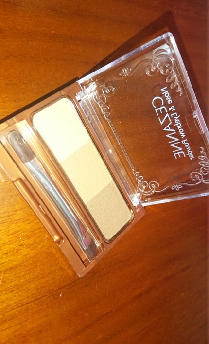 ラスティンググロスリップ/CEZANNE/口紅を使ったクチコミ(3枚目)