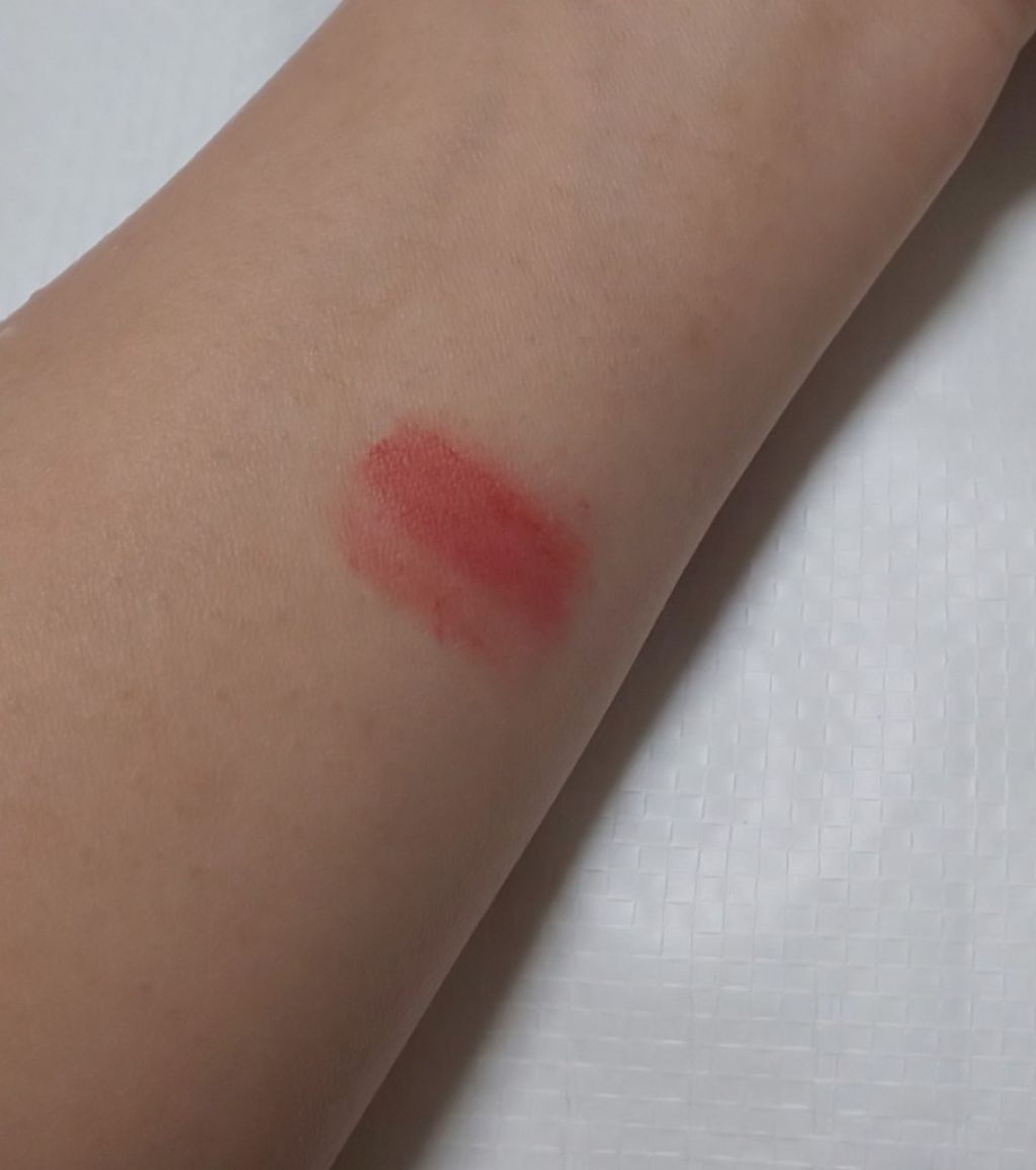 キス クラウド ブロッテッド リップ カラー/REVLON/口紅を使ったクチコミ(3枚目)