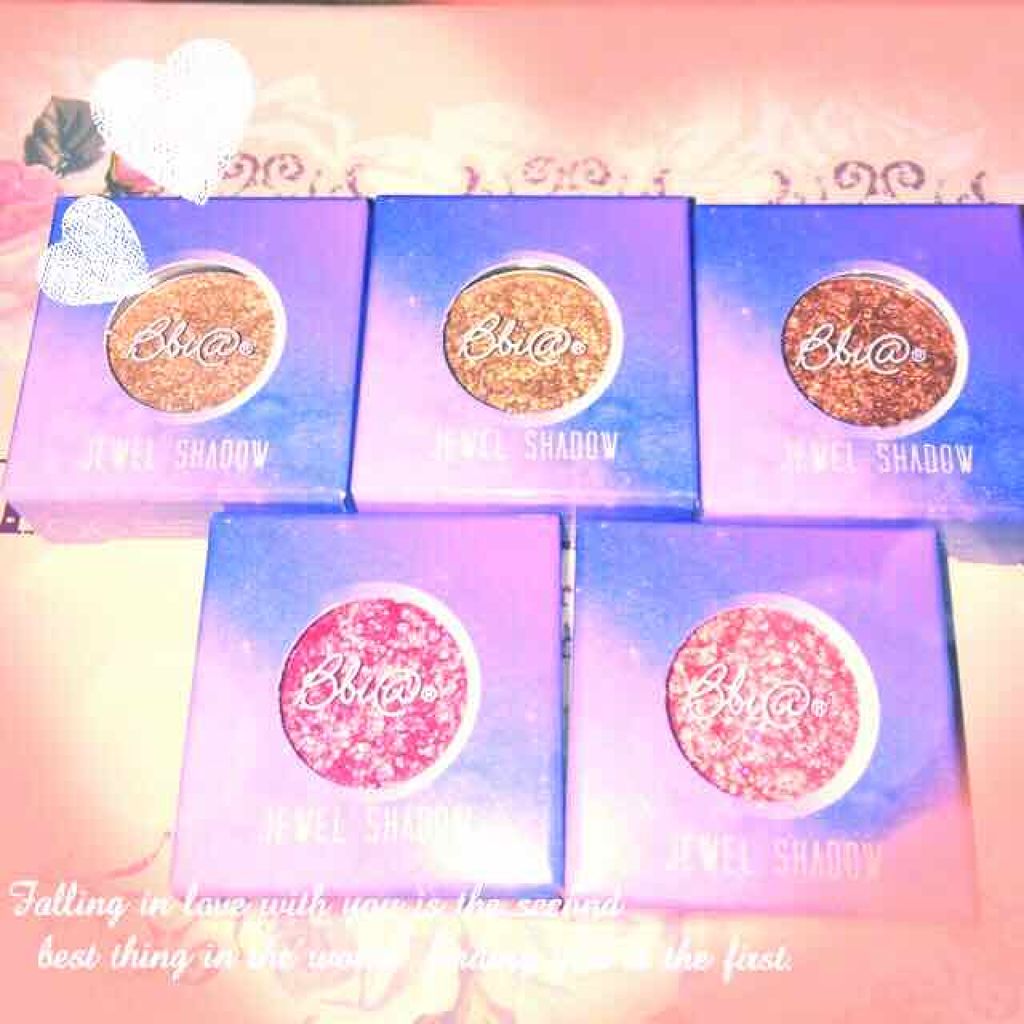 BBIA ピアー ジュエルシャドー のクチコミ「こんばんは(´∀｀*)

キラキラアイシャドウはたっくさん持ってます！
クリオ、MISSHAの.....」（1枚目）