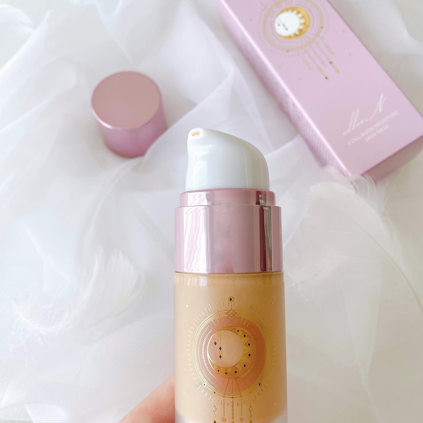 コラーゲンモイスチャースキンベース/illuN/化粧下地を使ったクチコミ（2枚目）