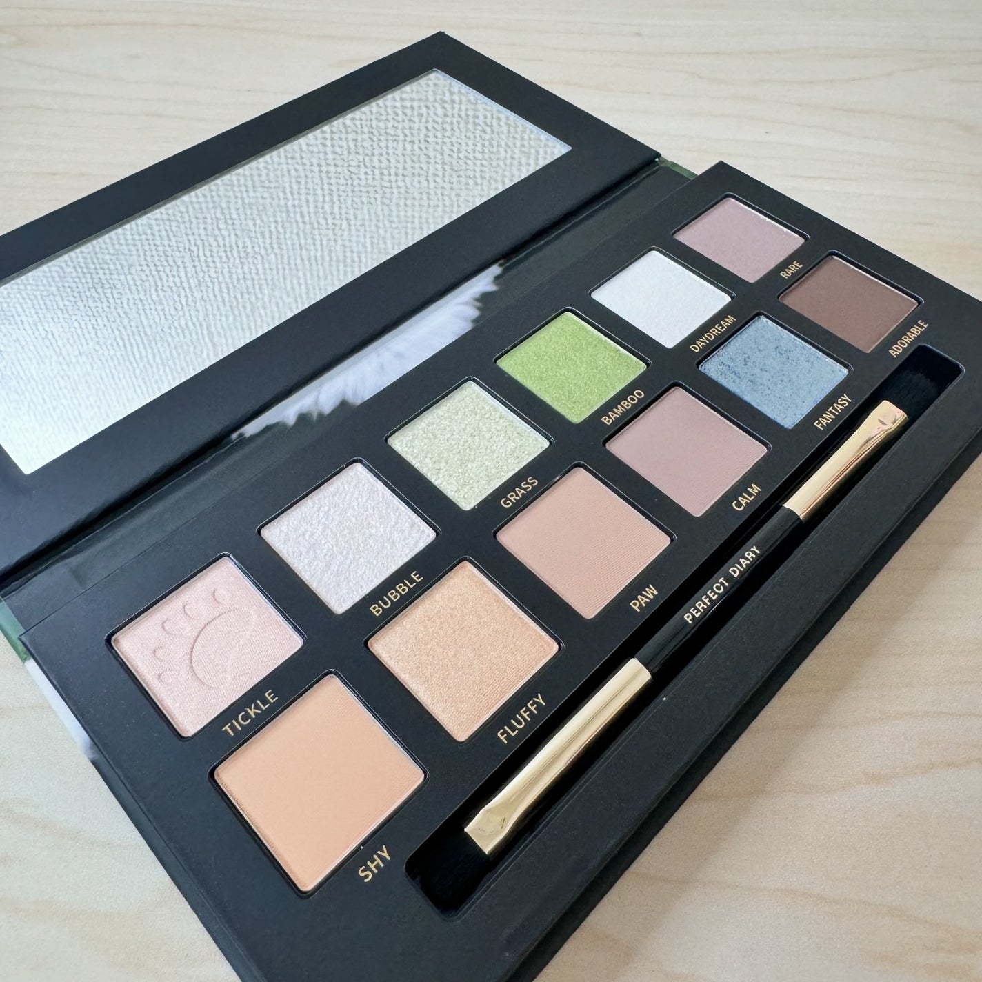 エクスプローラ12色 動物アイシャドウパレット/PERFECT DIARY/アイシャドウパレットを使ったクチコミ(3枚目)