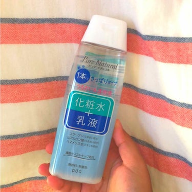 私にとっての初化粧水です！！
まだ高校生なので、数多く買ったり高いものは買えないので化粧水と乳液が一緒になっているものを探している時にこの化粧水と出会いました。
使った感じは肌にしっかり馴染んで、あまり