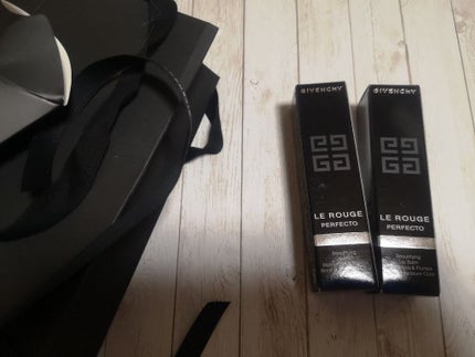 ルージュ・パーフェクト/GIVENCHY/リップケアを使ったクチコミ(2枚目)