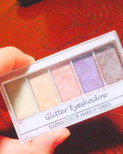 エルファー グリッターアイシャドウ/DAISO/アイシャドウパレットを使ったクチコミ(1枚目)