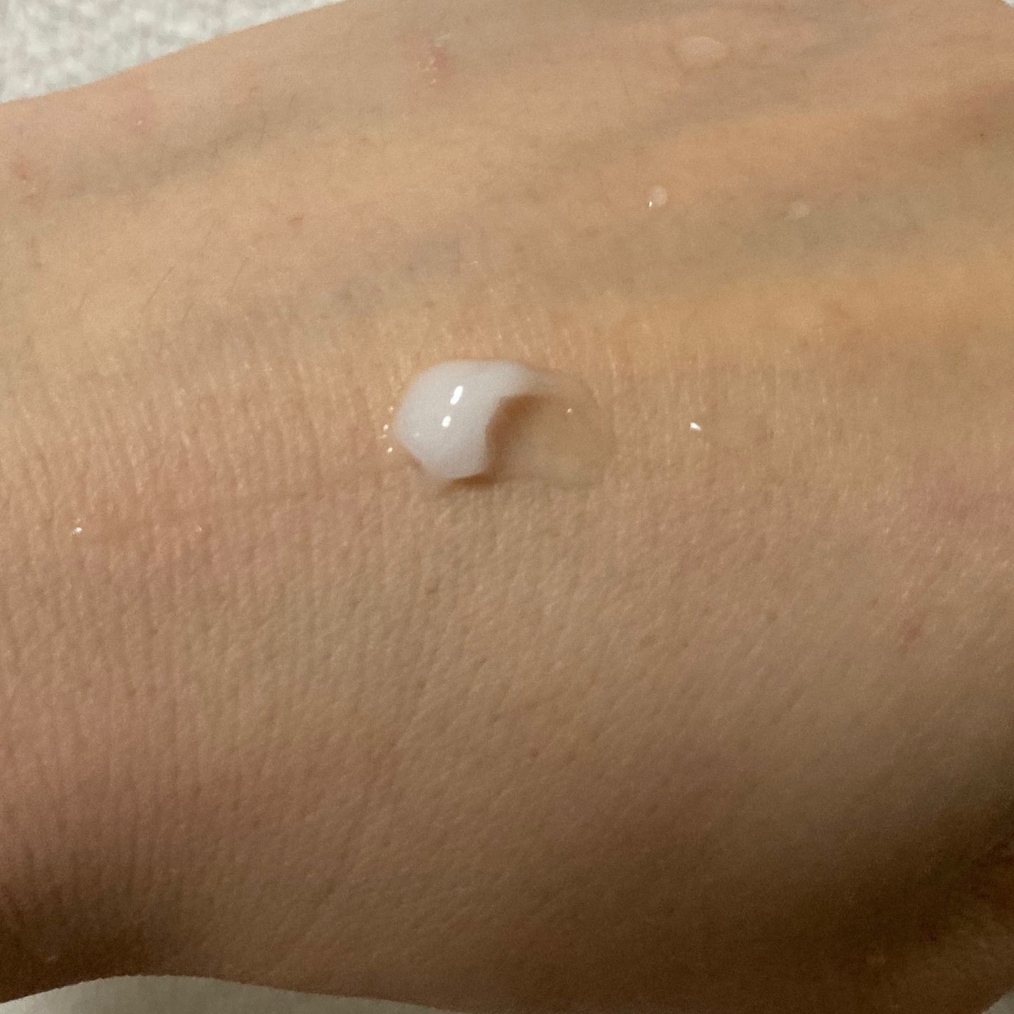 SNAIL SLEEPING HAIR AMPOULE/La'dor/アウトバストリートメントを使ったクチコミ(2枚目)