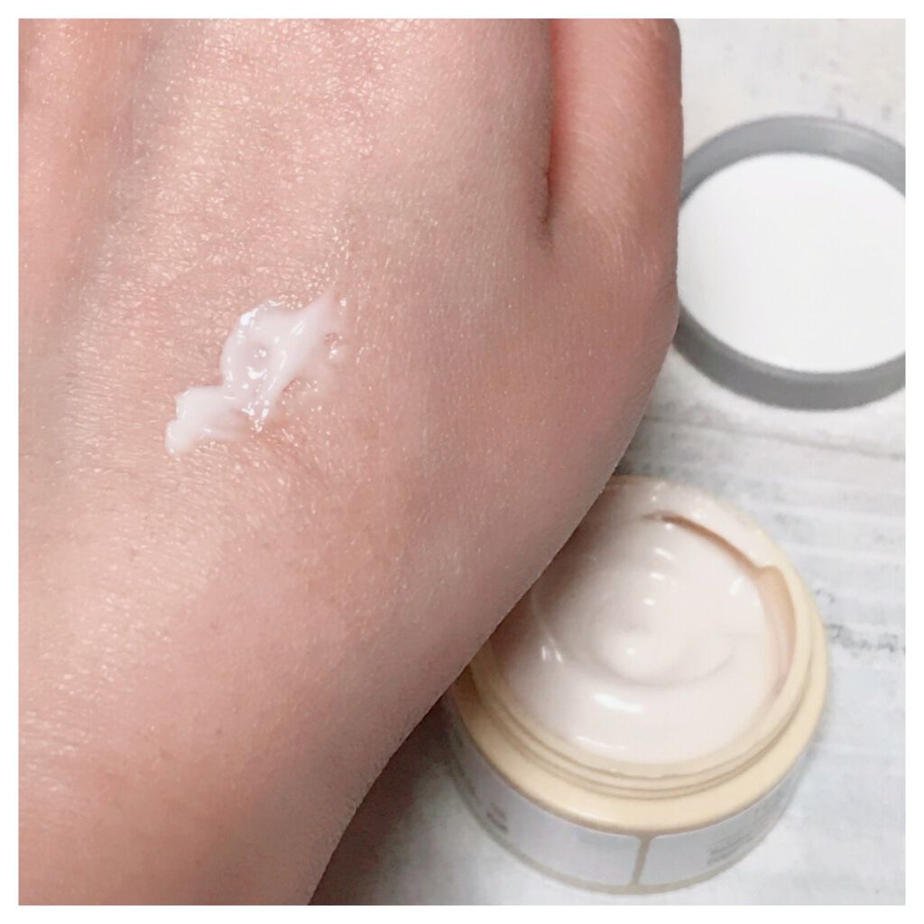 Confidence in a Cream Hydrating Moisturizer/IT Cosmetics/フェイスクリームを使ったクチコミ（3枚目）