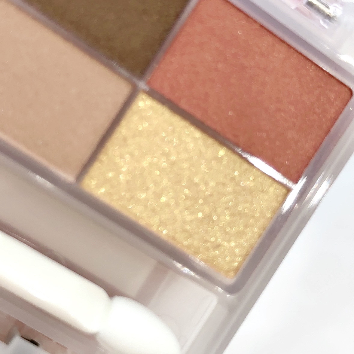 フェイスカラーパレット/チャコット・コスメティクス/アイシャドウパレットを使ったクチコミ（2枚目）