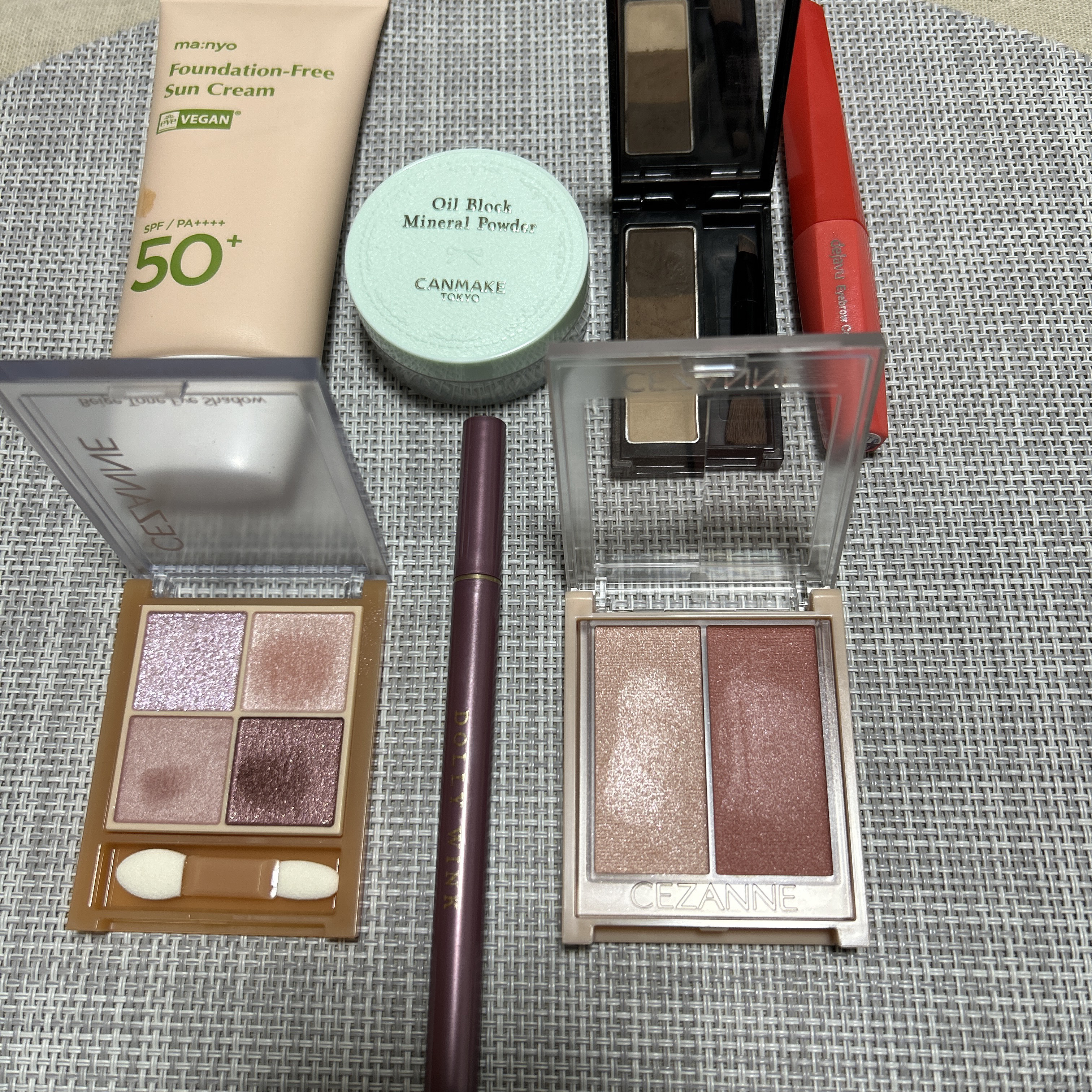 ケイト デザイニングアイブロウ3D/KATE/パウダーアイブロウを使ったクチコミ（2枚目）