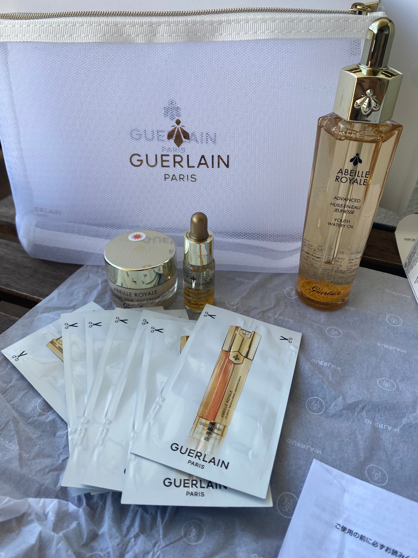 アベイユ ロイヤル アドバンスト ウォータリーオイル/GUERLAIN/美容液を使ったクチコミ(3枚目)