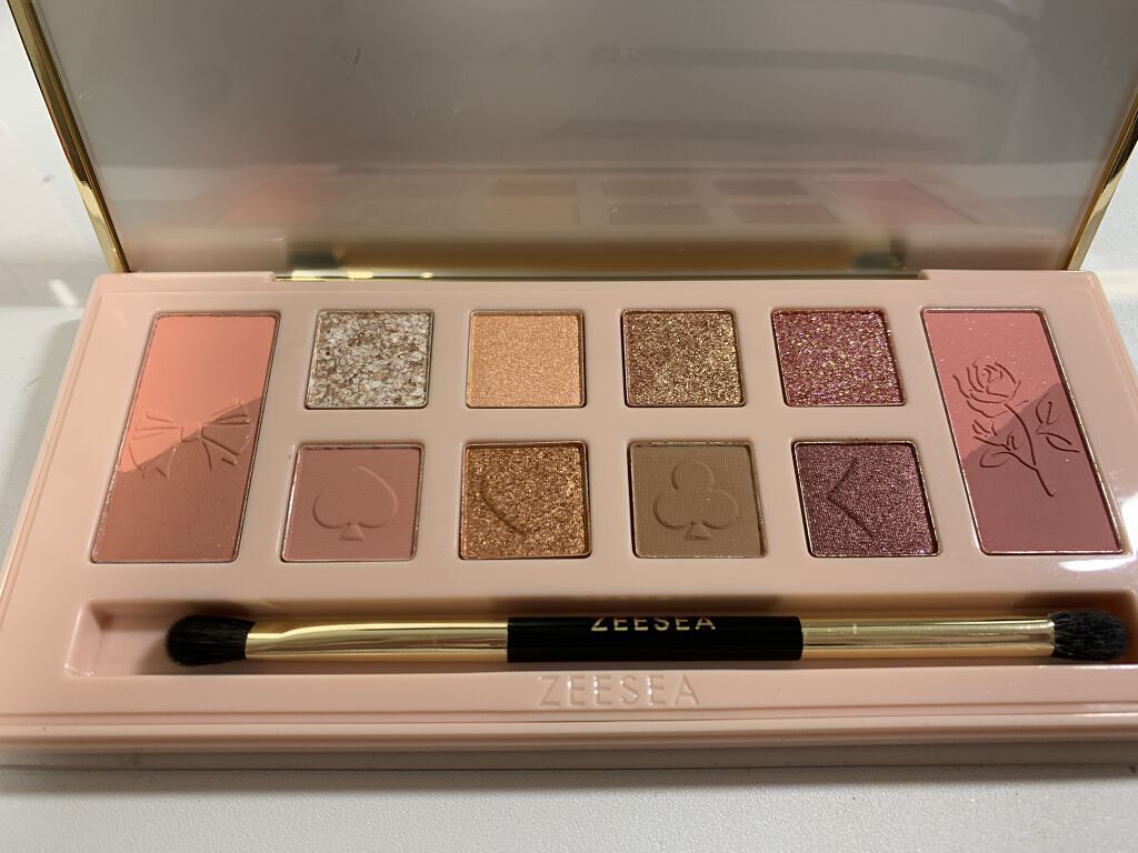 ZEESEA「ファンタジーパーク」12色アイシャドウパレット/ZEESEA/アイシャドウパレットを使ったクチコミ（2枚目）