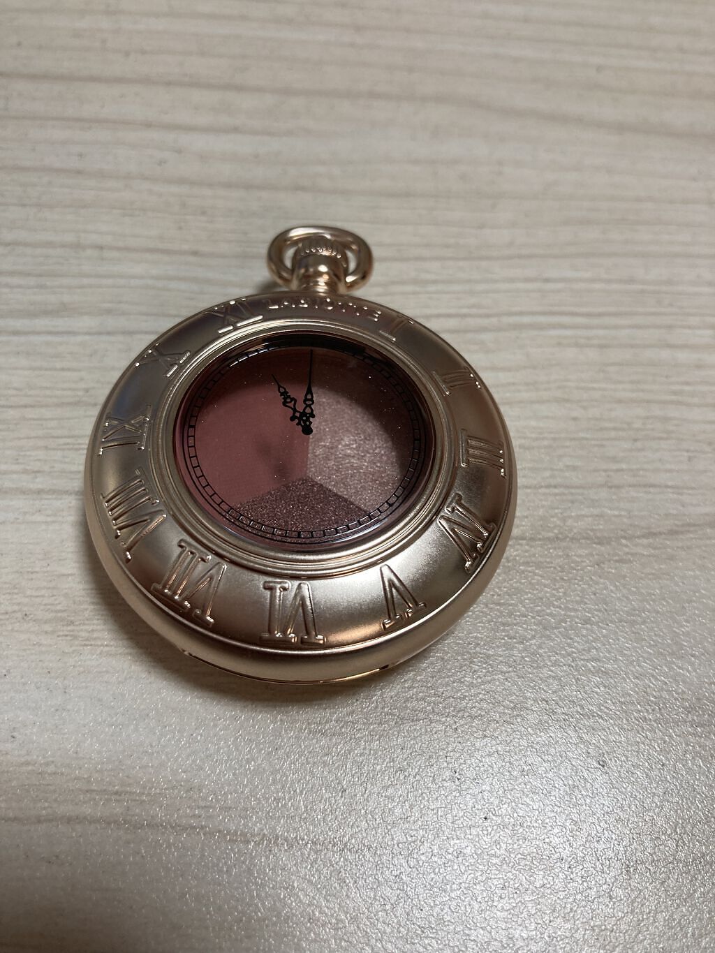 モメンティーク タイムシャドウ/LABIOTTE/アイシャドウパレットを使ったクチコミ（1枚目）