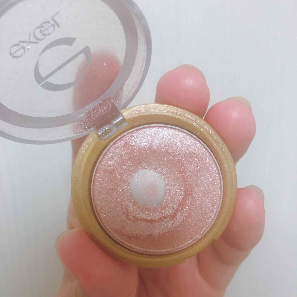 シャイニーシャドウ N/excel/単色アイシャドウを使ったクチコミ（3枚目）