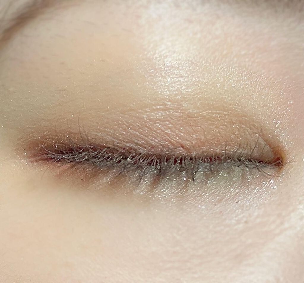 ペタル フロート アイシャドウ/to/one/アイシャドウパレットを使ったクチコミ(5枚目)