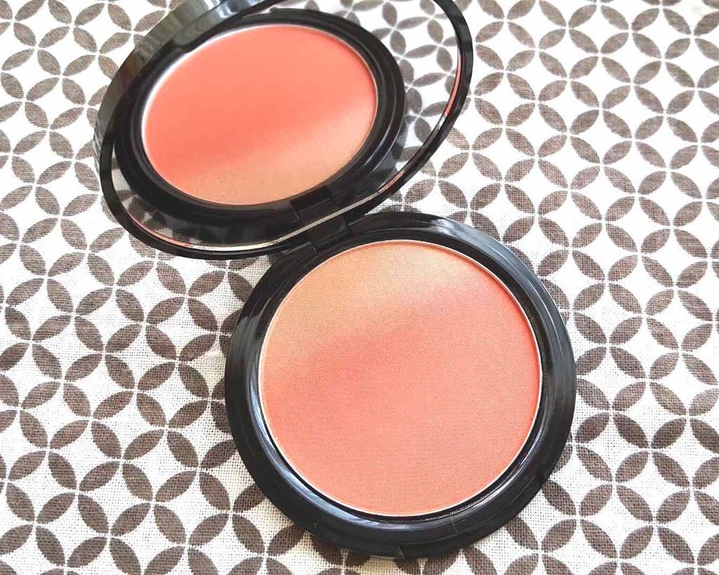 オンブレ ブラッシュ/NYX Professional Makeup/パウダーチークを使ったクチコミ（1枚目）