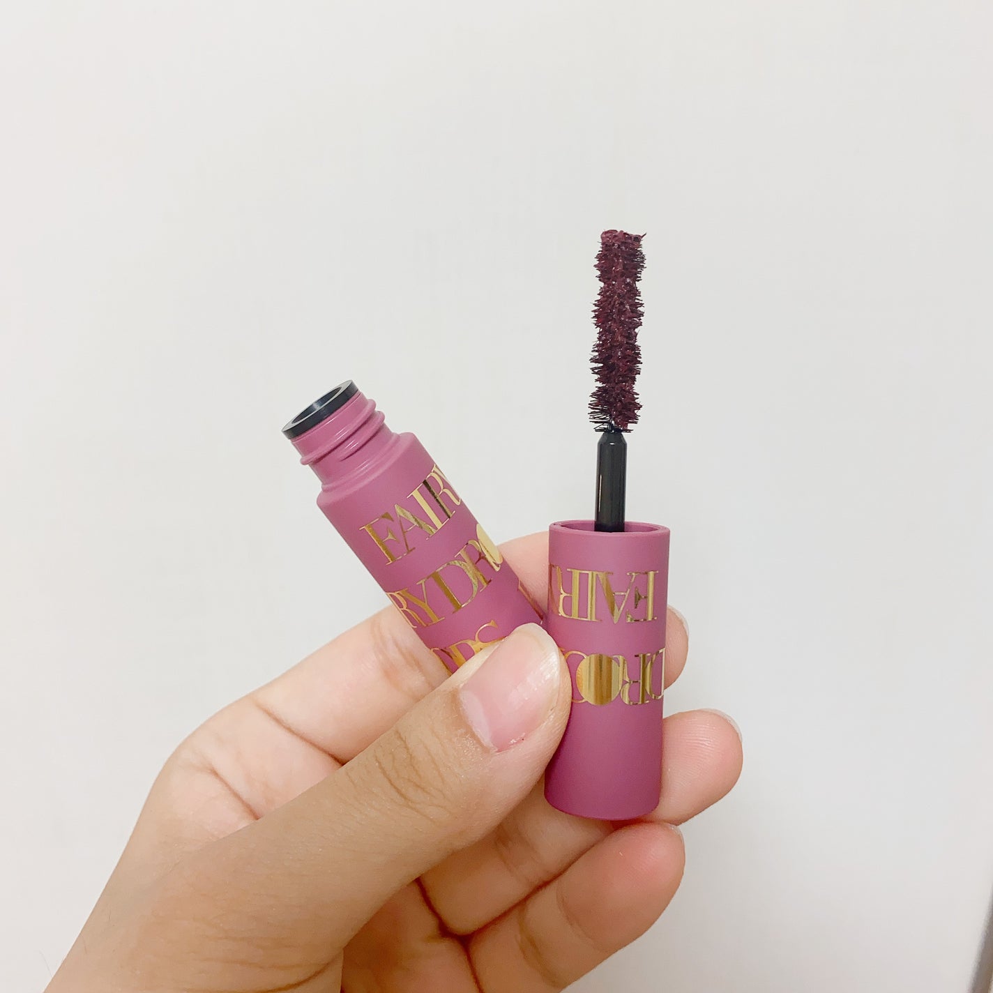 フェアリードロップス クアトロラッシュ/FAIRYDROPS/マスカラを使ったクチコミ(3枚目)