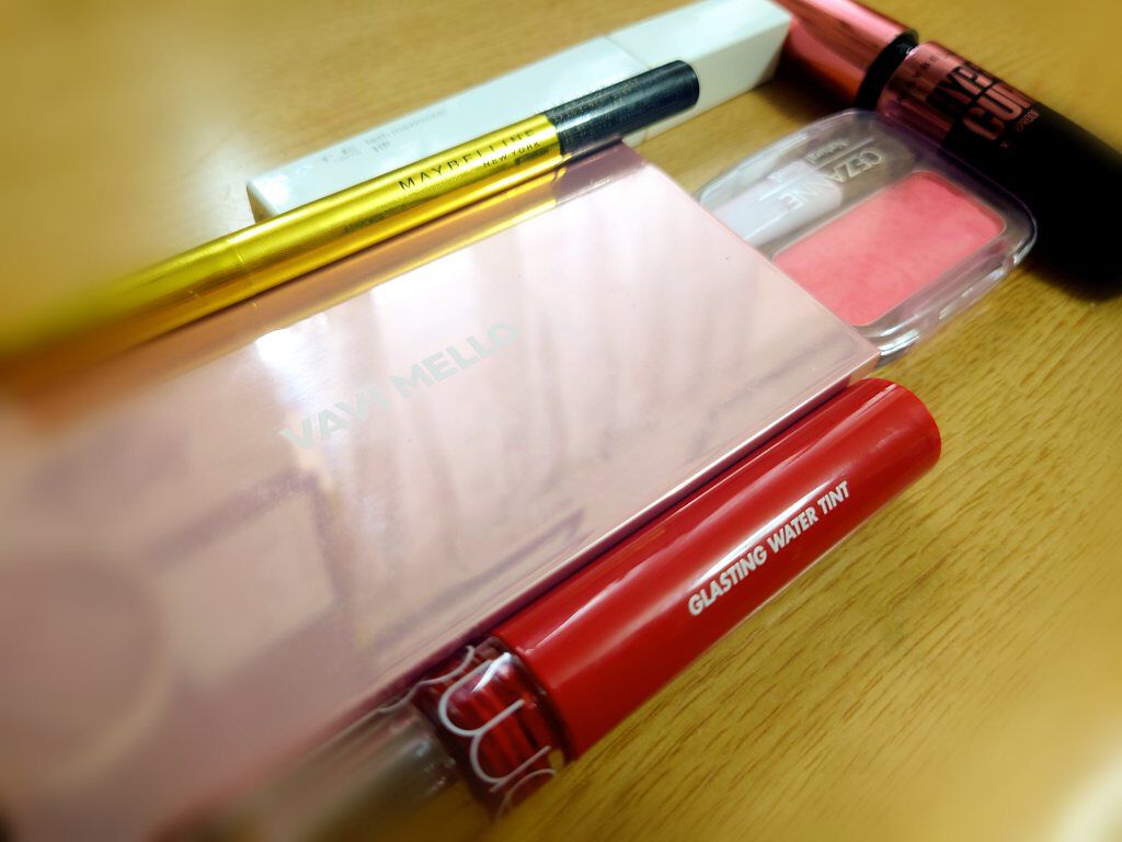 バレンタインボックス2 ピーチパレット レッドシャーベット/VAVI MELLO/アイシャドウパレットを使ったクチコミ（1枚目）