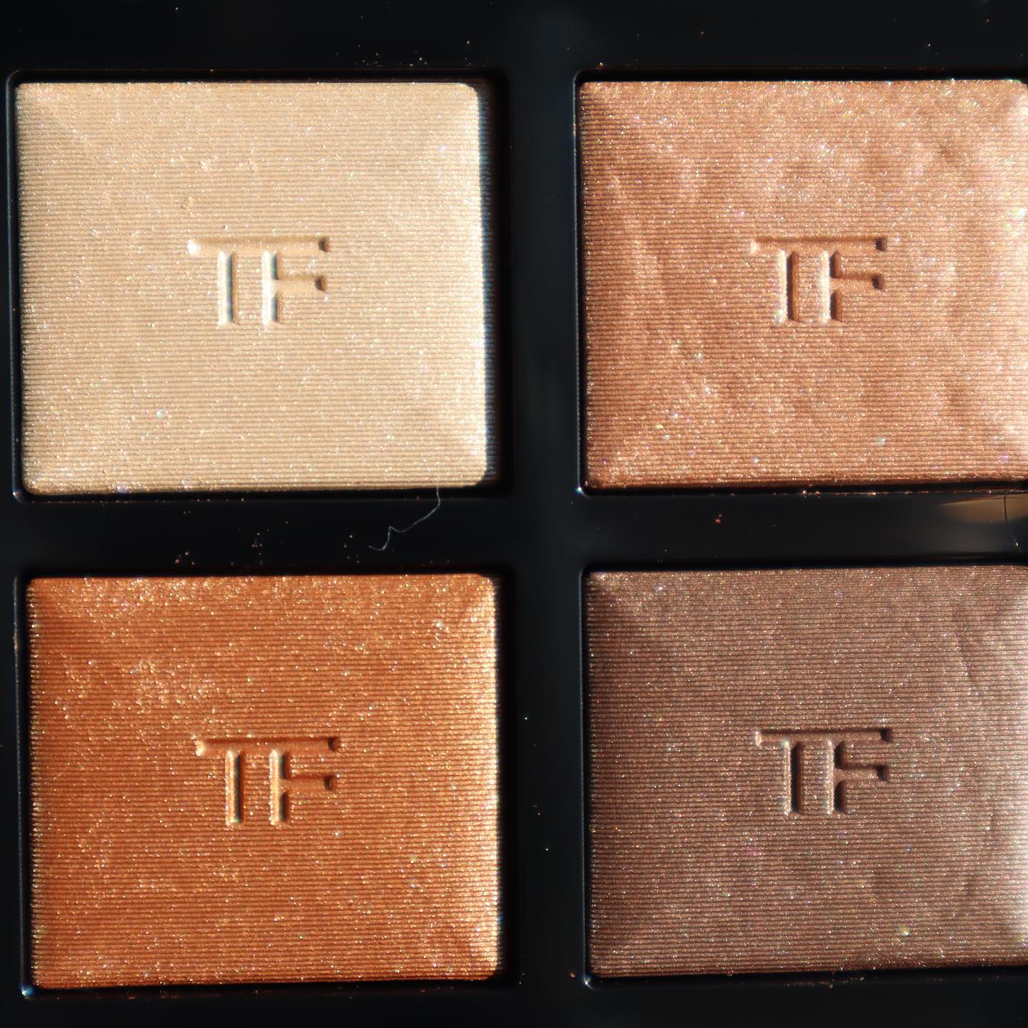 アイ カラー クォード/TOM FORD BEAUTY/アイシャドウパレットを使ったクチコミ（3枚目）