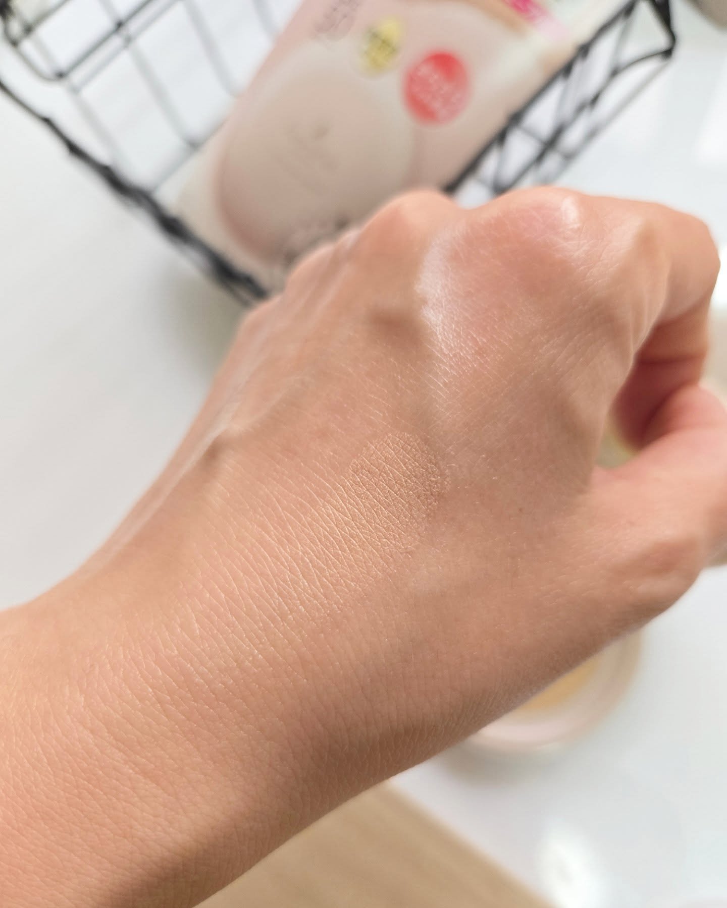 毛穴パテ職人 フィットスキンBBパウダー/毛穴パテ職人/プレストパウダーを使ったクチコミ（3枚目）