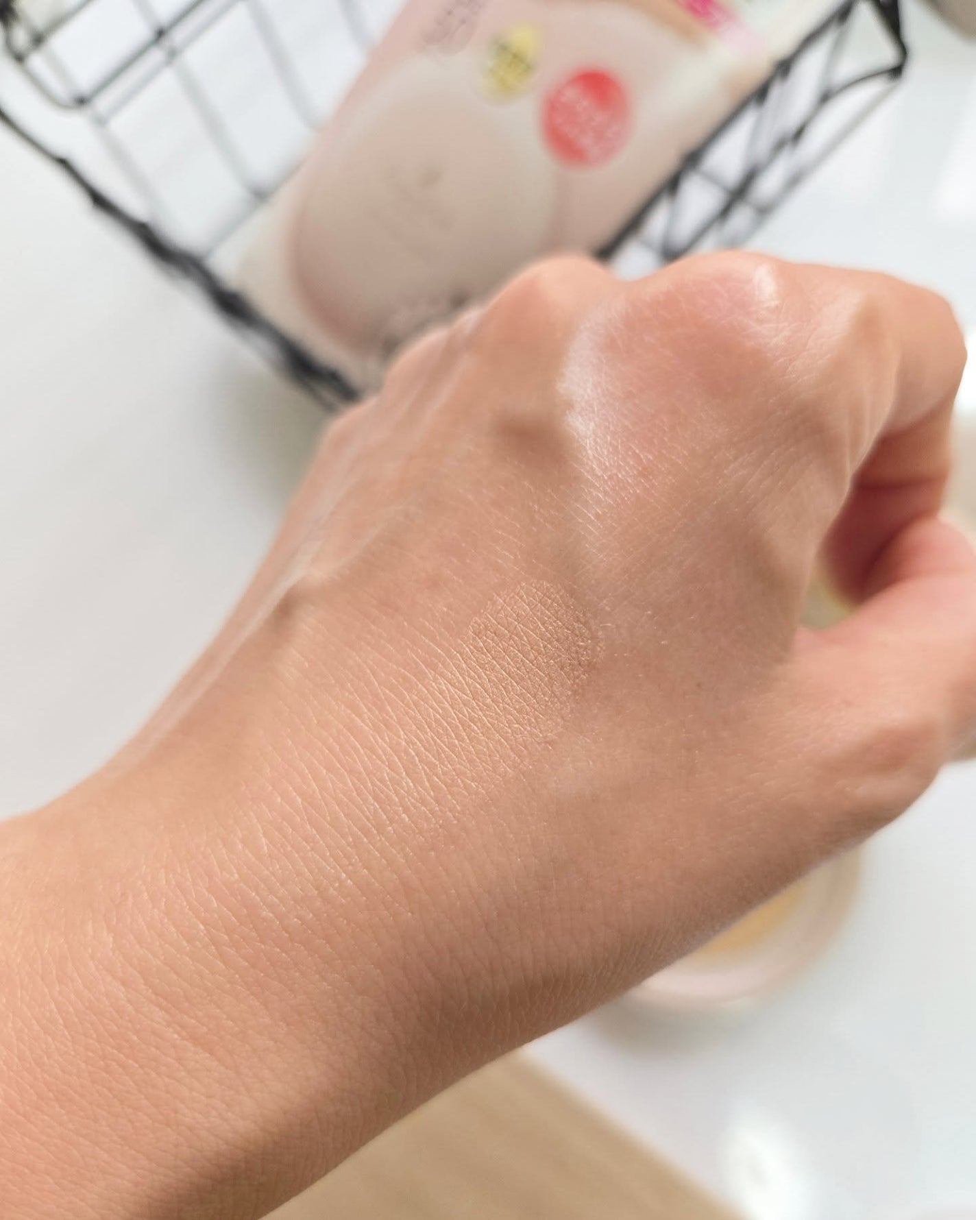 毛穴パテ職人 フィットスキンBBパウダー/毛穴パテ職人/プレストパウダーを使ったクチコミ(3枚目)