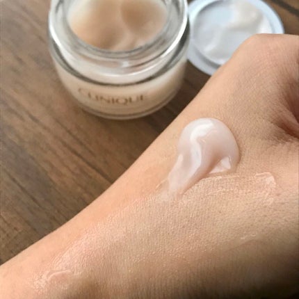 モイスチャー サージ ジェルクリーム 100H/CLINIQUE/フェイスクリームを使ったクチコミ(2枚目)