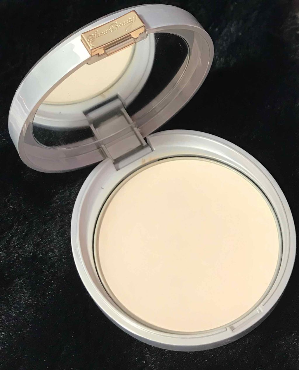 スノービューティー III/スノービューティー/プレストパウダーを使ったクチコミ(2枚目)