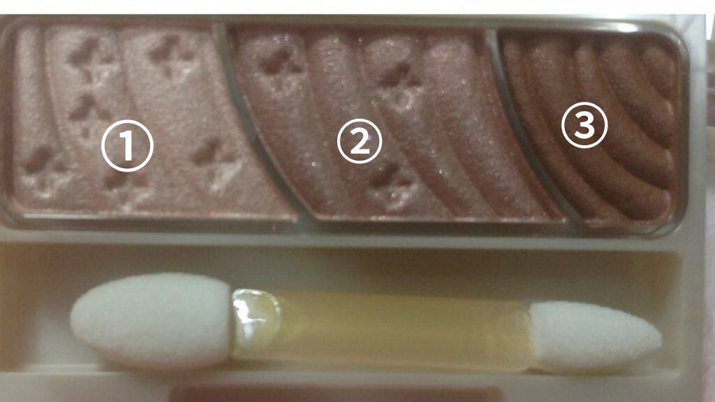 トーンアップアイシャドウ/CEZANNE/アイシャドウパレットを使ったクチコミ（3枚目）