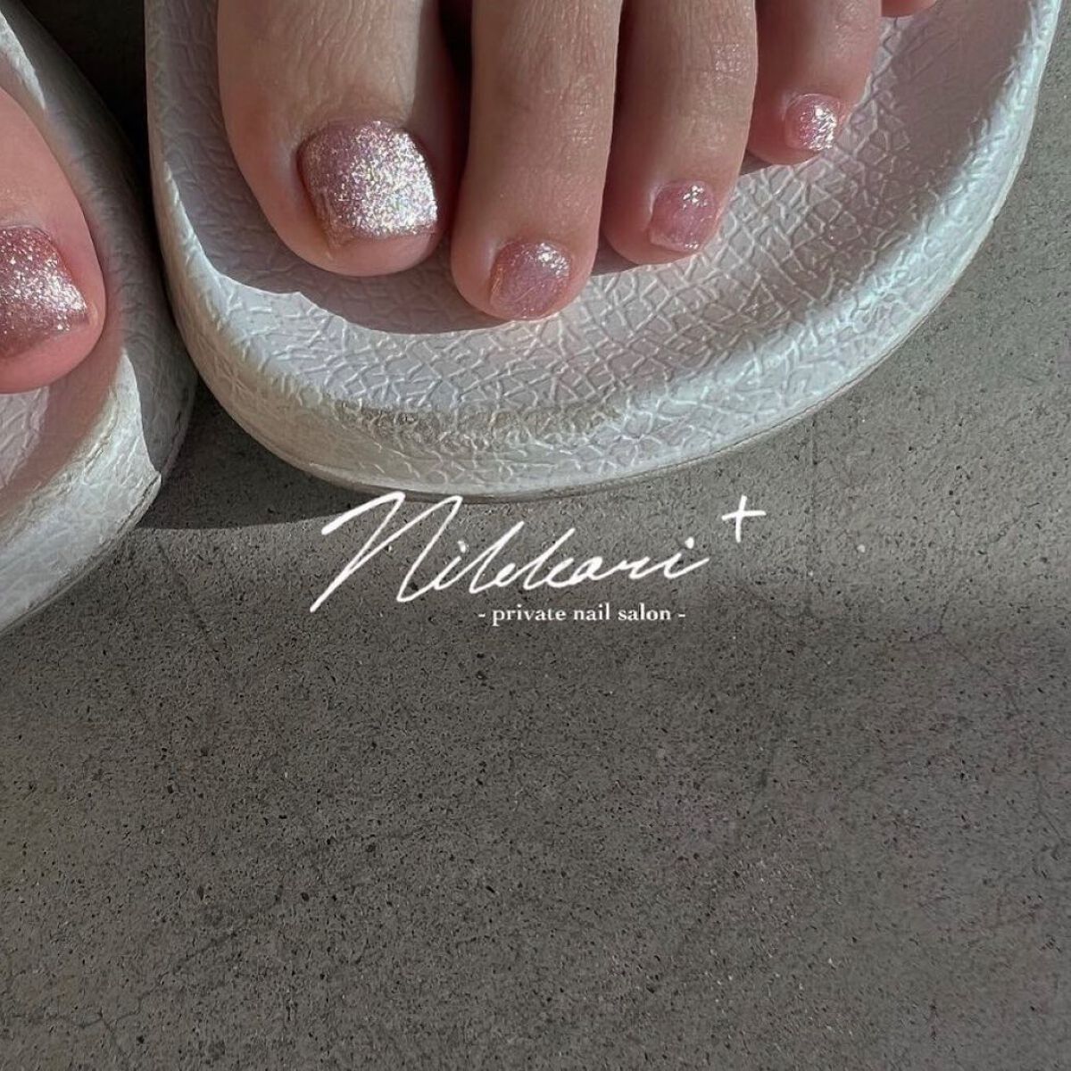 #北九州ネイル,#ニュアンスネイル,#ネイル,#フットネイル,#秋フットネイル,#ピンクネイル,#ギャラクシーネイル,#マグネットネイルのネイルデザイン