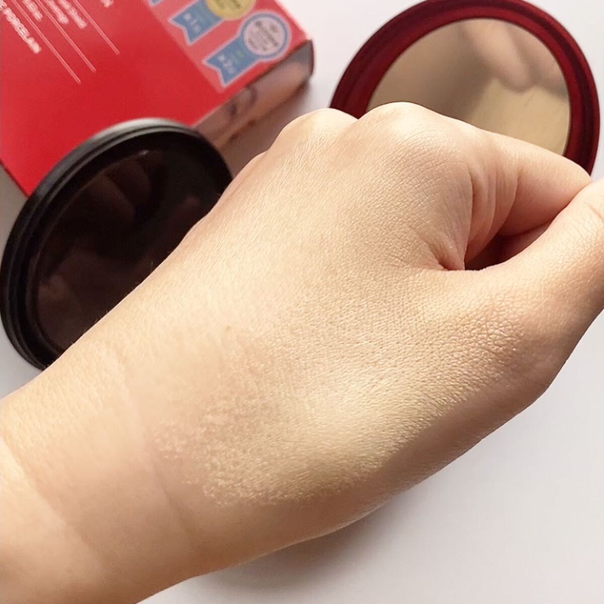 マスク フィット レッド クッション/TIRTIR(ティルティル)/クッションファンデーションを使ったクチコミ（2枚目）