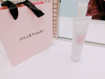 リラックス スタイリング ヘアクリーム/JILL STUART/ヘアワックス・クリームを使ったクチコミ(1枚目)