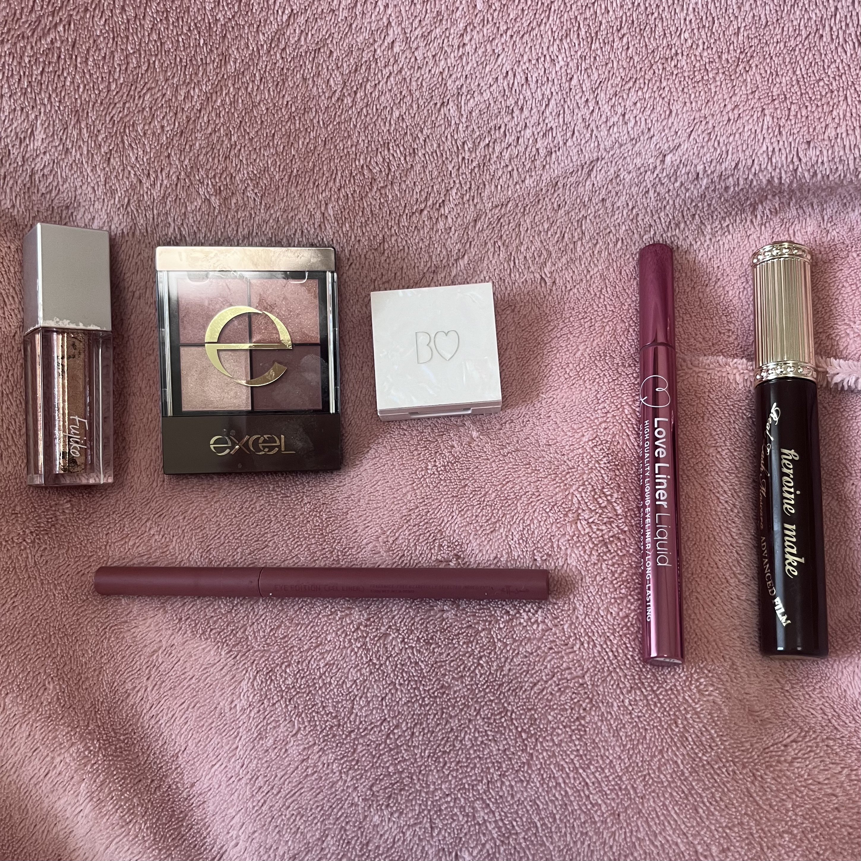 リアルクローズシャドウ/excel/アイシャドウパレットを使ったクチコミ（1枚目）