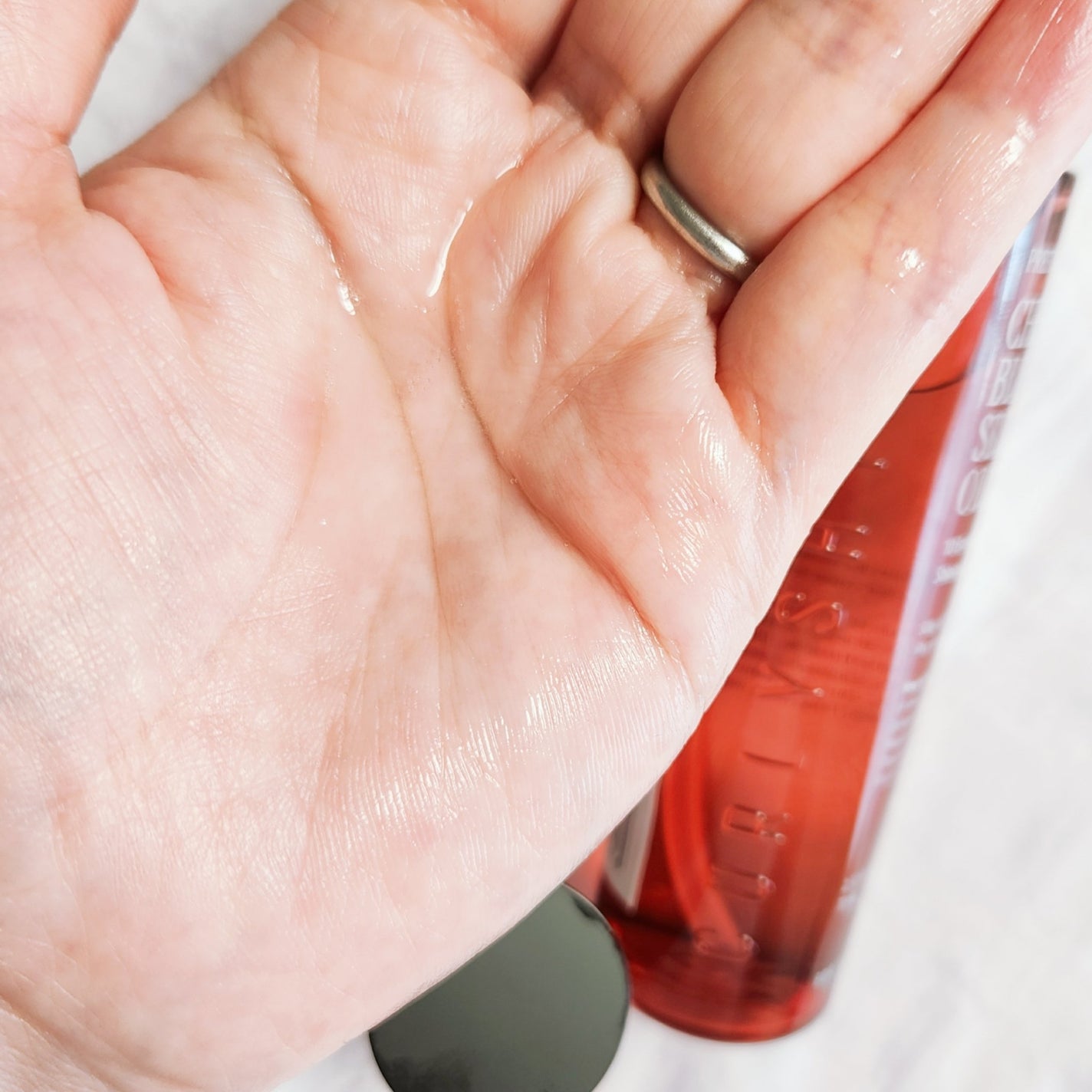 SILKY OIL SERUM/CULRY SHYLL/ヘアオイルを使ったクチコミ(4枚目)