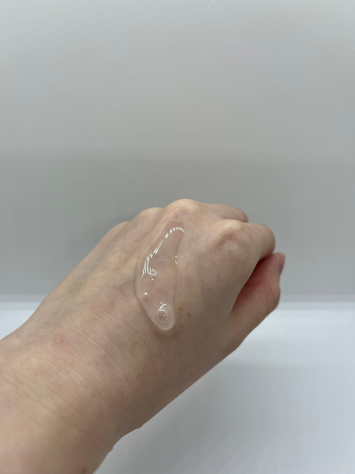 白潤プレミアム 薬用浸透美白化粧水(しっとりタイプ)/肌ラボ/化粧水を使ったクチコミ(2枚目)