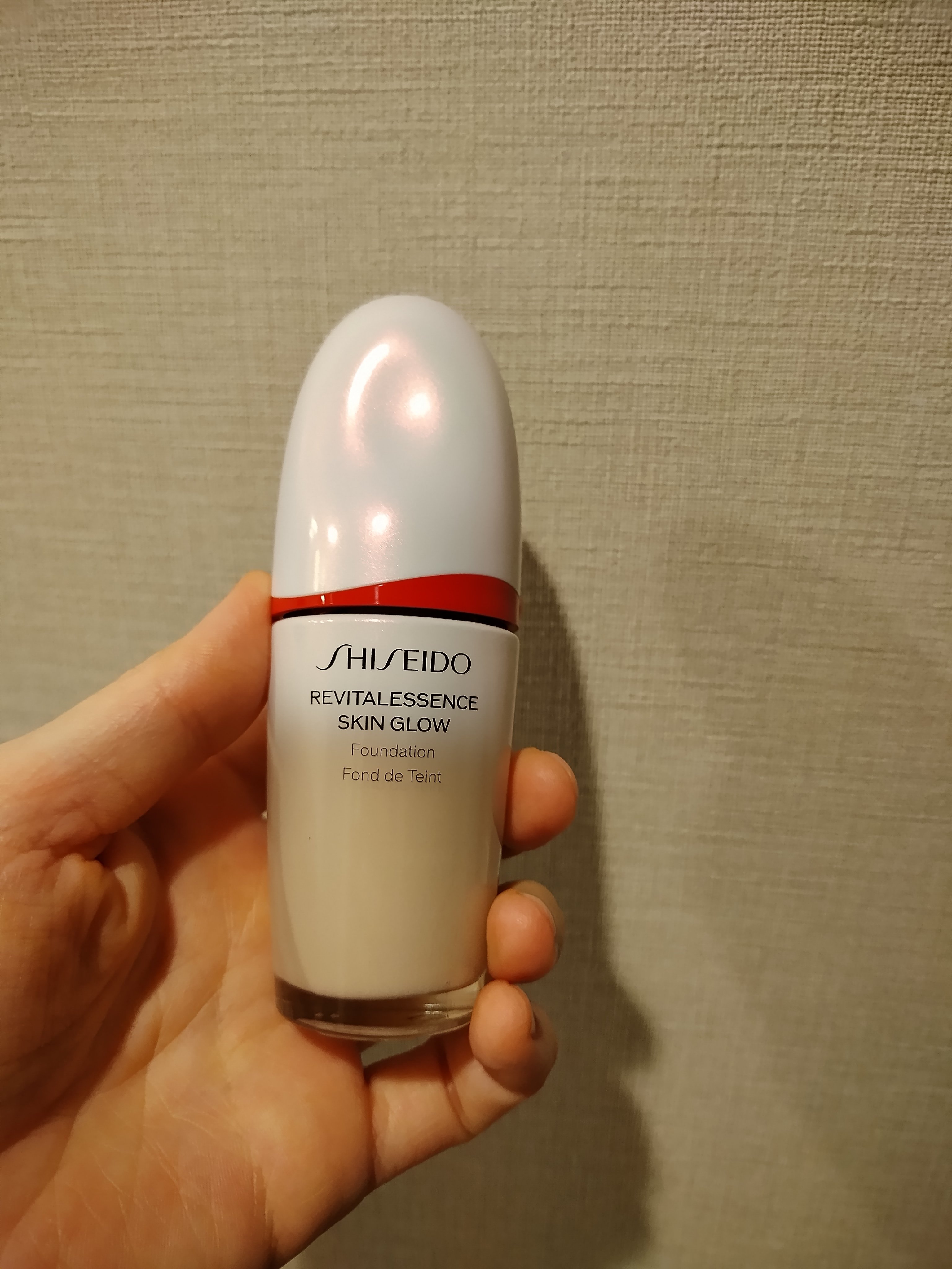 エッセンス スキングロウ ファンデーション/SHISEIDO/リキッドファンデーションを使ったクチコミ（2枚目）